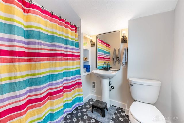 19 Klee Avenue, Dayton, OH 45403