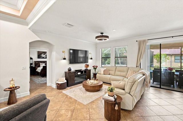 4508 GRAND LAKESIDE DRIVE E, Palm Harbor, FL 34684
