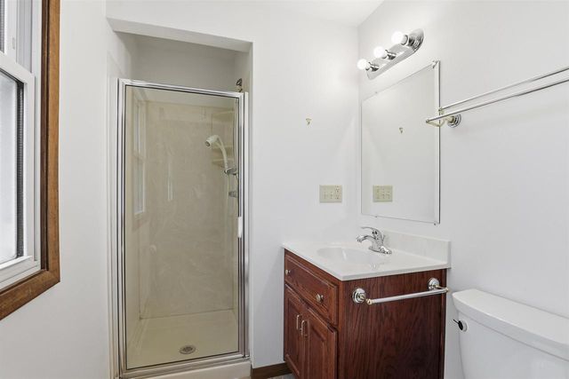 3113 N PEACHTREE LANE, Appleton, WI 54911