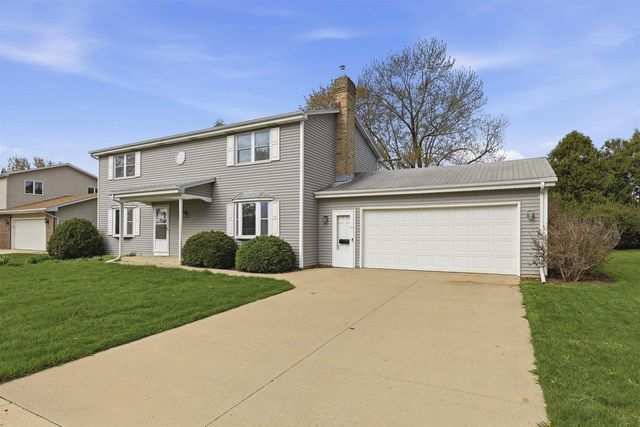 3113 N PEACHTREE LANE, Appleton, WI 54911