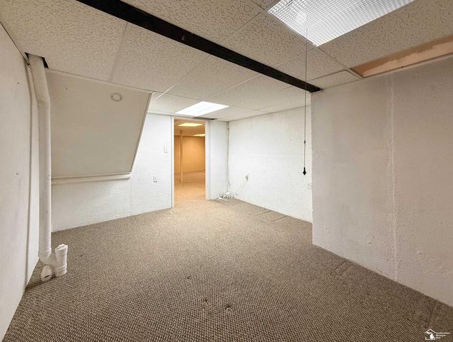 22901 Woodcreek Drive, Taylor, MI 48180