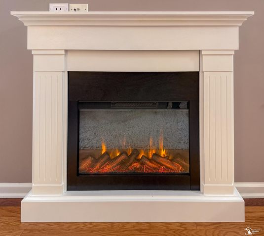 22901 Woodcreek Drive, Taylor, MI 48180