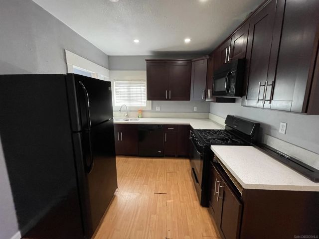 1215 Hoover Ave, National City, CA 91950