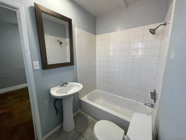 1215 Hoover Ave, National City, CA 91950