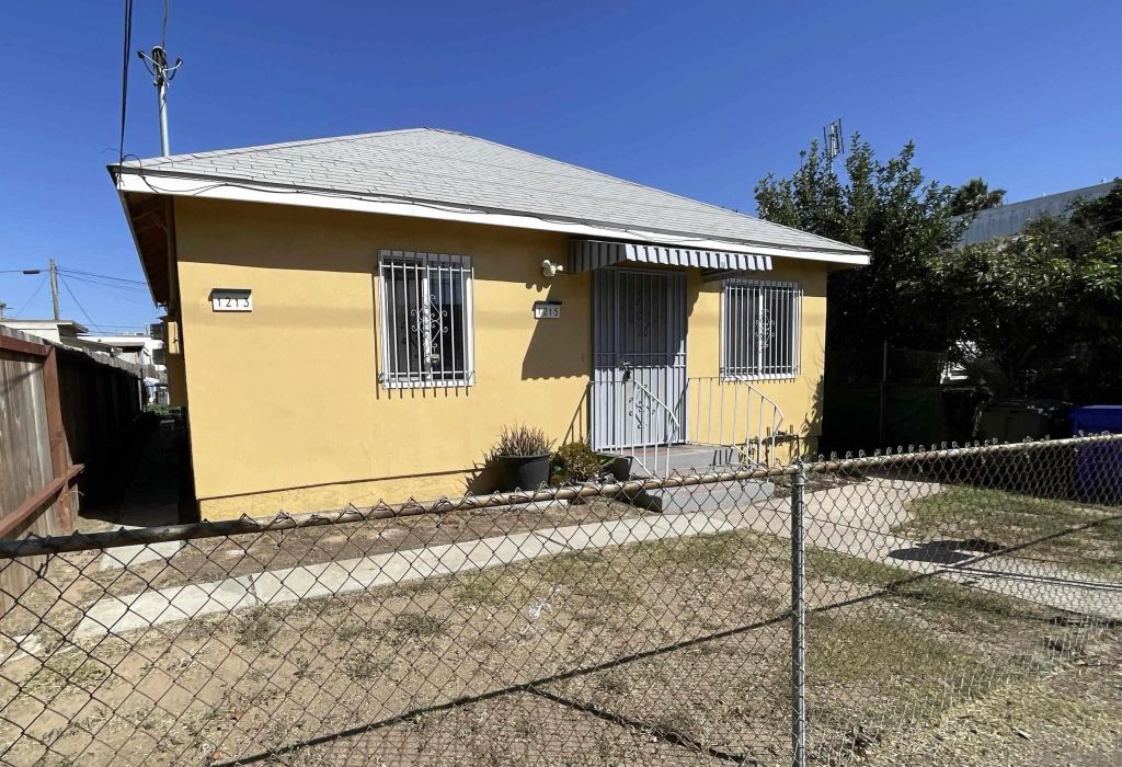 1215 Hoover Ave, National City, CA 91950