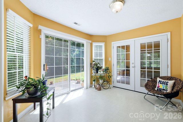 5837 Amity Springs Drive, Charlotte, NC 28212