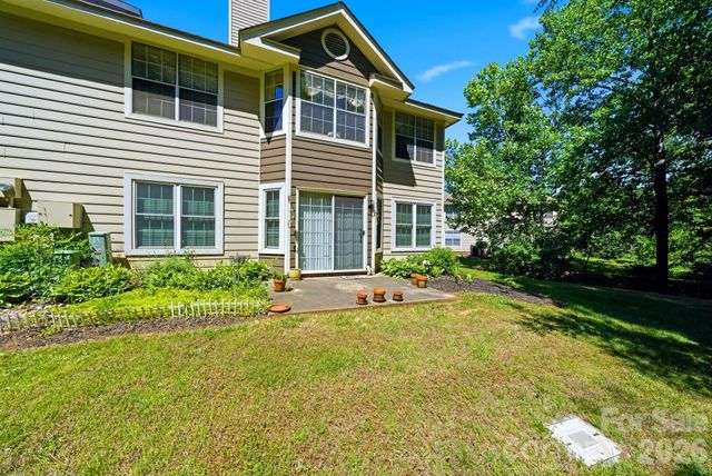 5837 Amity Springs Drive, Charlotte, NC 28212