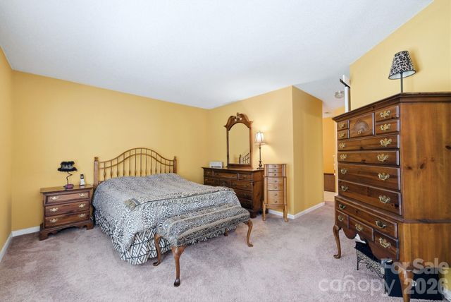 5837 Amity Springs Drive, Charlotte, NC 28212