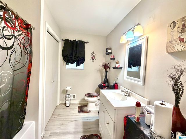 102 BEASLEY DRIVE, Bessemer, AL 35023