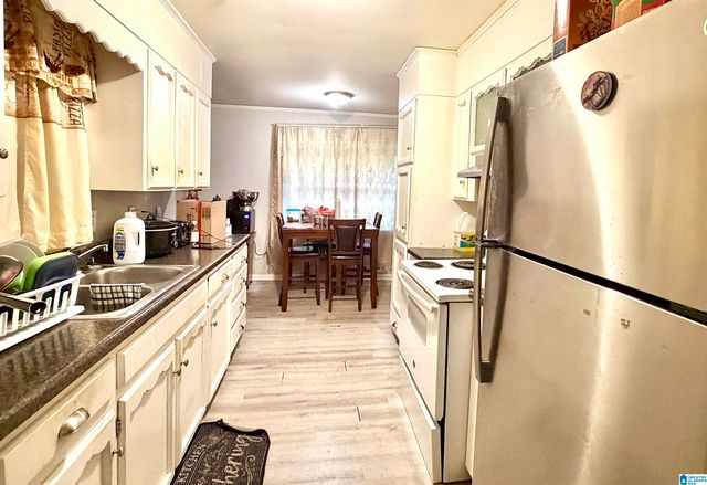 102 BEASLEY DRIVE, Bessemer, AL 35023