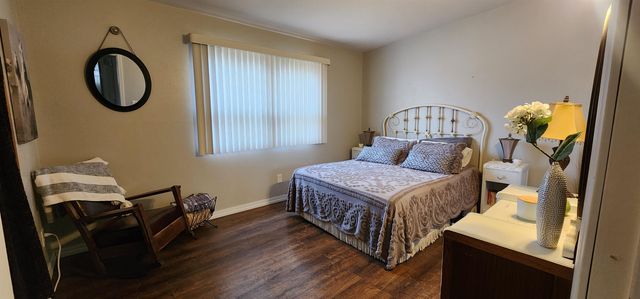 2525 Skyline Dr NW, Minot, ND 58703