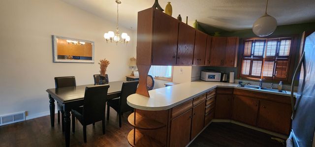 2525 Skyline Dr NW, Minot, ND 58703