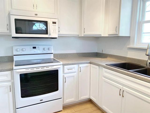 3816 Putnam Heights Boulevard, Oklahoma City, OK 73118