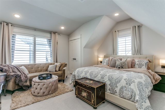 441 Jones Street, Grapevine, TX 76051