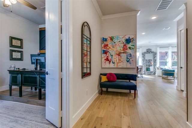 441 Jones Street, Grapevine, TX 76051