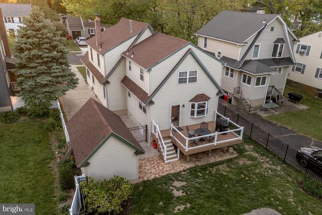 214 E LINDEN AVE, Haddon Township, NJ 08108