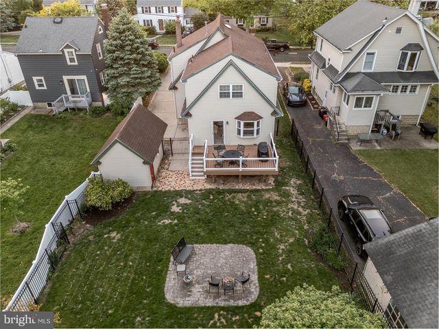 214 E LINDEN AVE, Haddon Township, NJ 08108