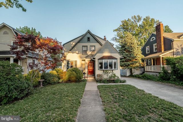 214 E LINDEN AVE, Haddon Township, NJ 08108