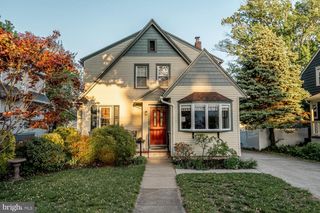 214 E LINDEN AVE, Haddon Township, NJ 08108