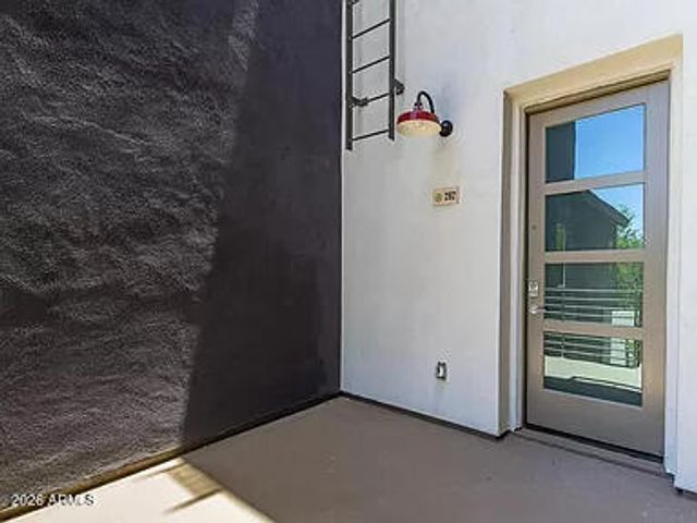 300 N GILA SPRINGS Boulevard 282, Chandler, AZ 85226