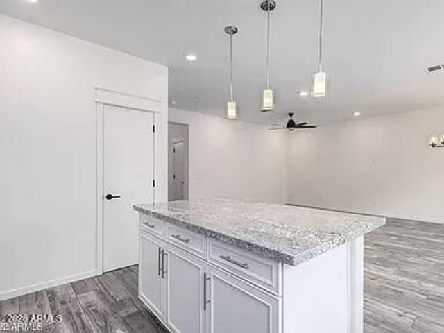 300 N GILA SPRINGS Boulevard 282, Chandler, AZ 85226