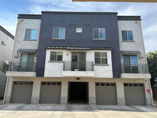300 N GILA SPRINGS Boulevard 282, Chandler, AZ 85226
