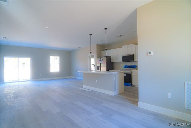 5805 SW 157th Loop, Ocala, FL 34473