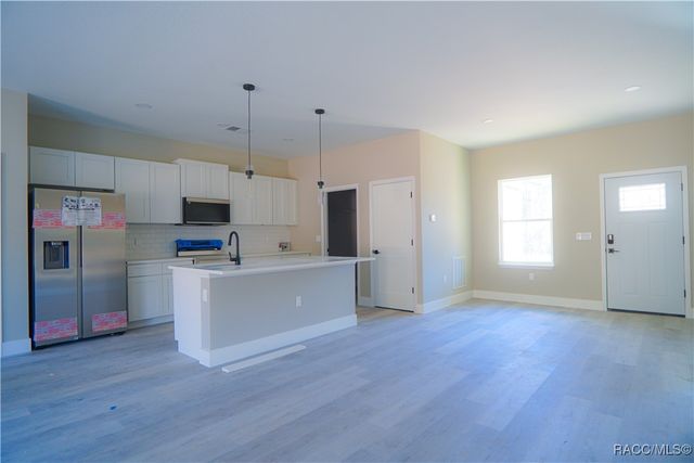 5805 SW 157th Loop, Ocala, FL 34473