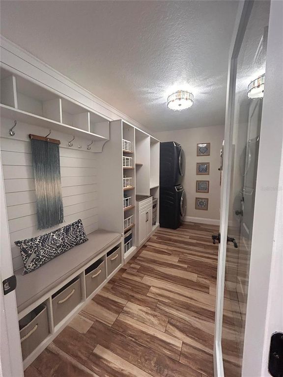 Image 18 of property listing at 338 LAFAYETTE BOULEVARD, Oldsmar, FL 34677