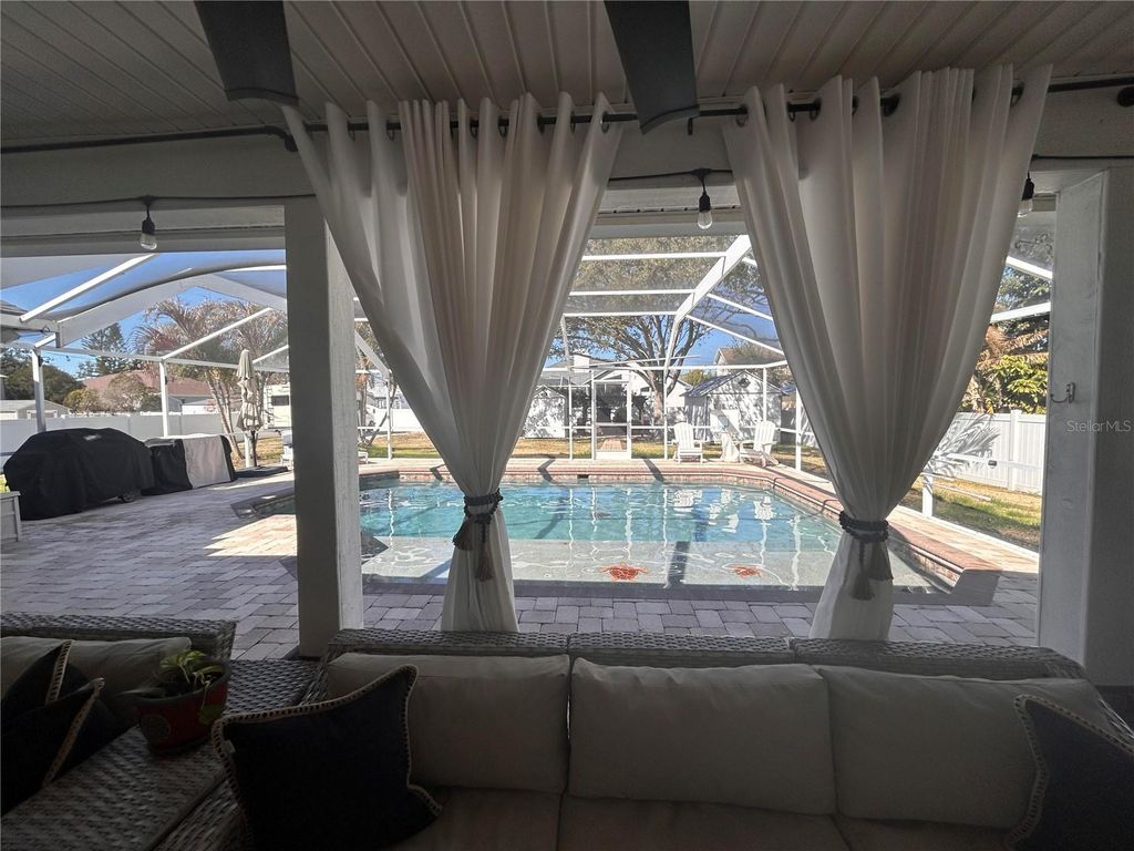 Image 40 of property listing at 338 LAFAYETTE BOULEVARD, Oldsmar, FL 34677