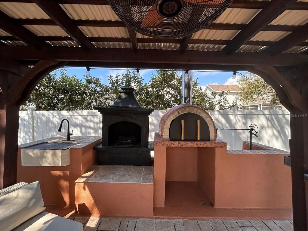 Image 47 of property listing at 338 LAFAYETTE BOULEVARD, Oldsmar, FL 34677