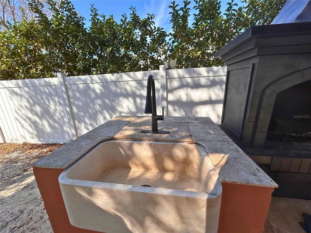 Image 52 of property listing at 338 LAFAYETTE BOULEVARD, Oldsmar, FL 34677