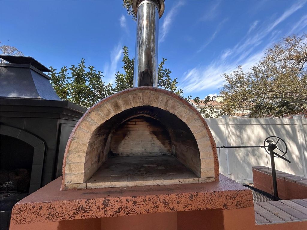 Image 53 of property listing at 338 LAFAYETTE BOULEVARD, Oldsmar, FL 34677