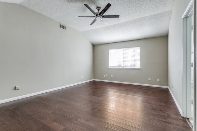 3209 Vintage Way, Bedford, TX 76021