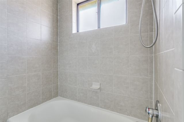 3209 Vintage Way, Bedford, TX 76021