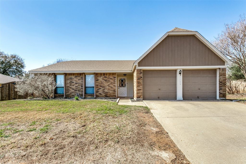3209 Vintage Way, Bedford, TX 76021