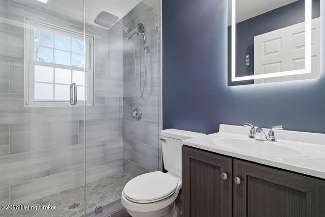 2587 W Blue Lick Rd, Shepherdsville, KY 40165