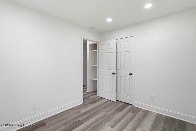 2587 W Blue Lick Rd, Shepherdsville, KY 40165