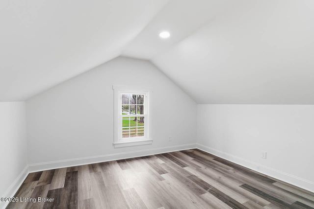 2587 W Blue Lick Rd, Shepherdsville, KY 40165