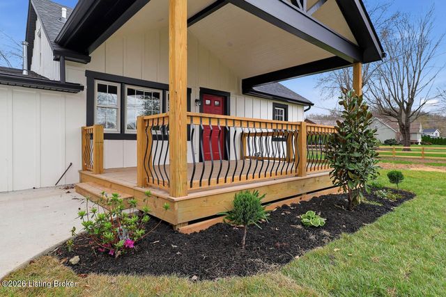 2587 W Blue Lick Rd, Shepherdsville, KY 40165