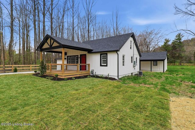 2587 W Blue Lick Rd, Shepherdsville, KY 40165