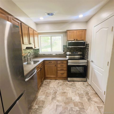 26 Cooper 603, Poughkeepsie, NY 12603