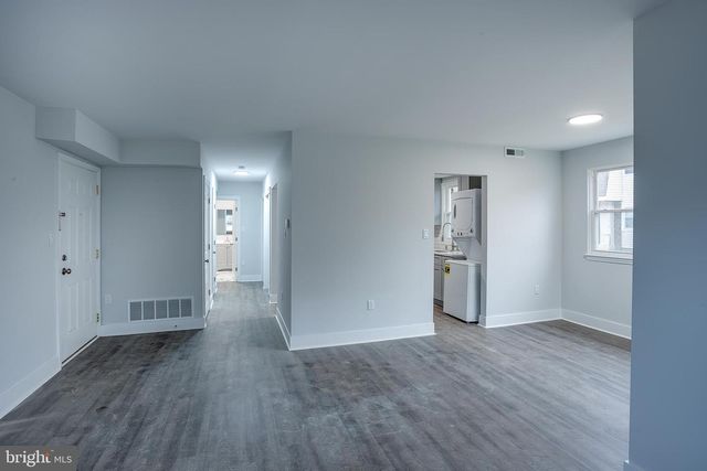 20--2 FLORENCE TOLLGATE, Florence, NJ 08518