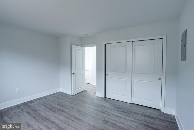 20--2 FLORENCE TOLLGATE, Florence, NJ 08518