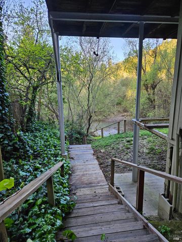 16868 Center Way, Guerneville, CA 95446