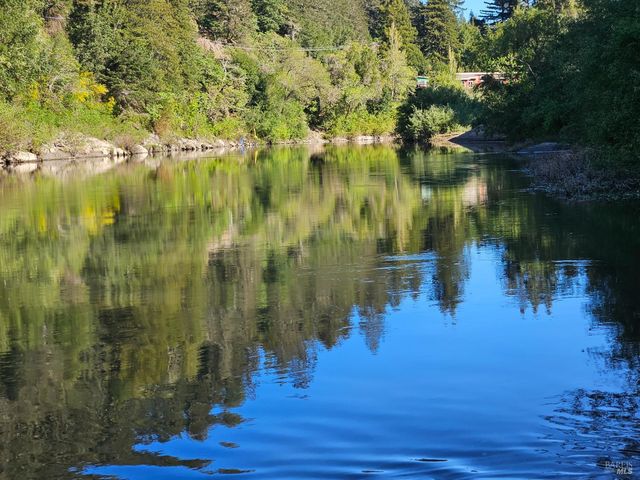 16868 Center Way, Guerneville, CA 95446