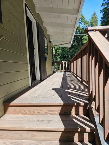 16868 Center Way, Guerneville, CA 95446