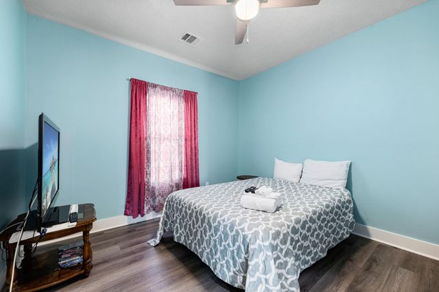 1840 Pompano Lane, Crystal Beach, TX 77650