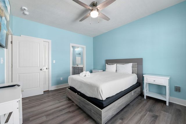 1840 Pompano Lane, Crystal Beach, TX 77650