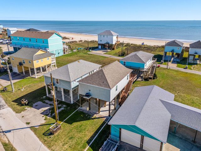 1840 Pompano Lane, Crystal Beach, TX 77650